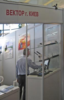 2224         MOXA X      2010